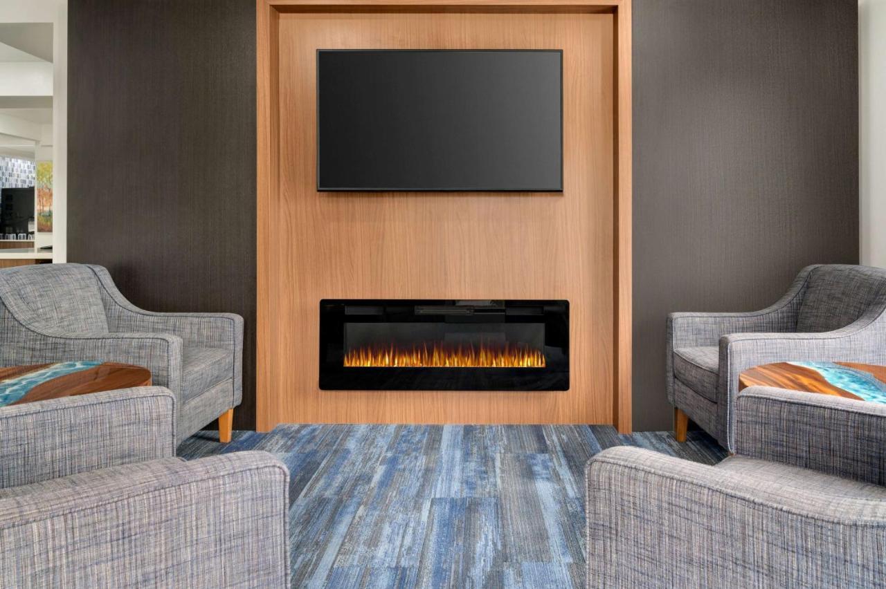 La Quinta Inn By Wyndham Columbus Airport Area Luaran gambar
