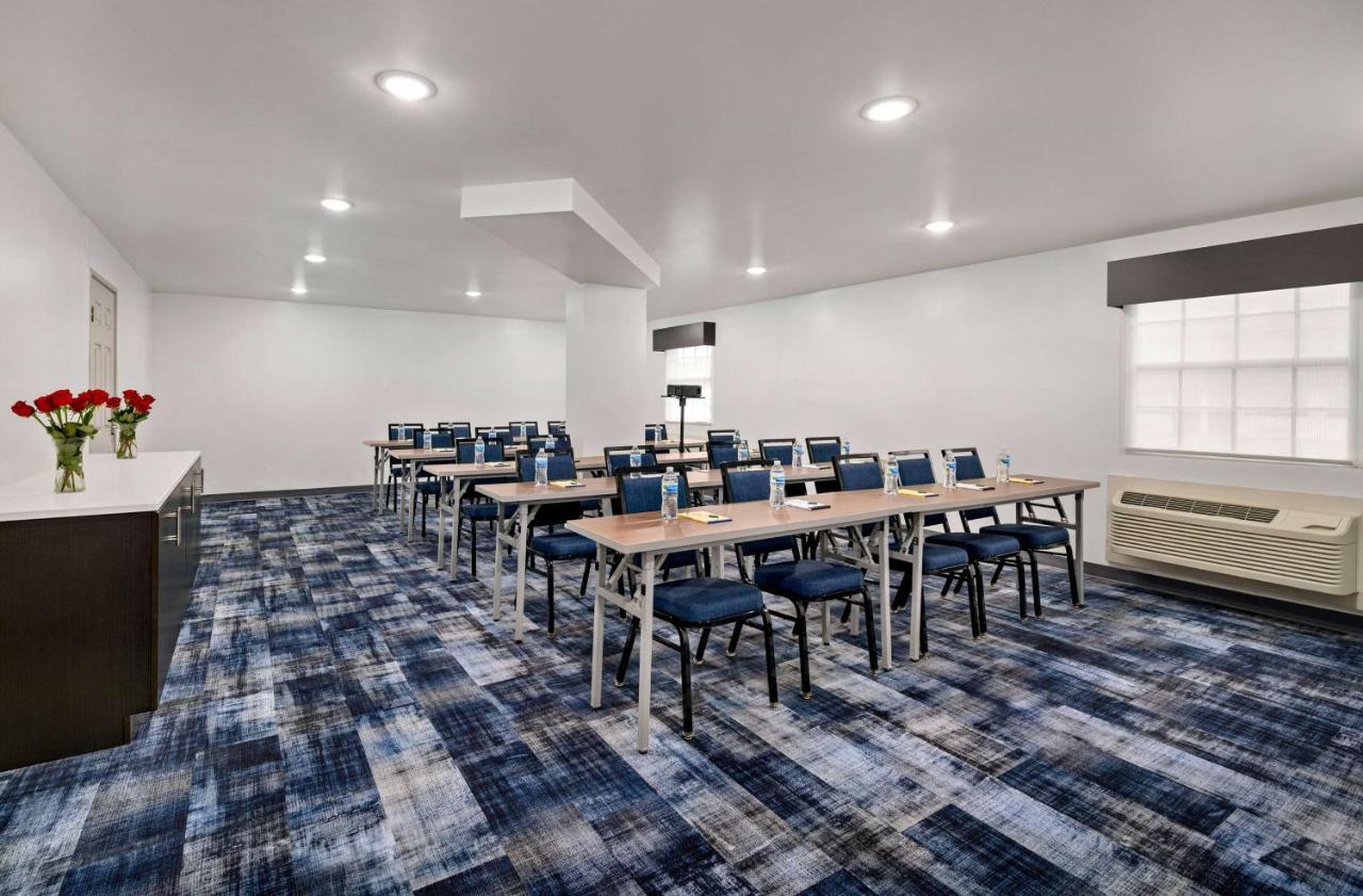 La Quinta Inn By Wyndham Columbus Airport Area Luaran gambar