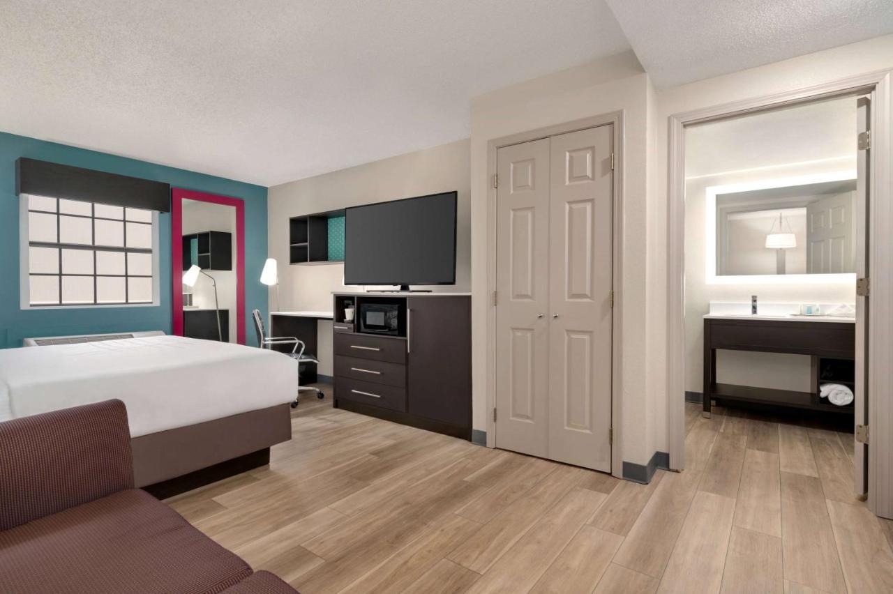 La Quinta Inn By Wyndham Columbus Airport Area Luaran gambar