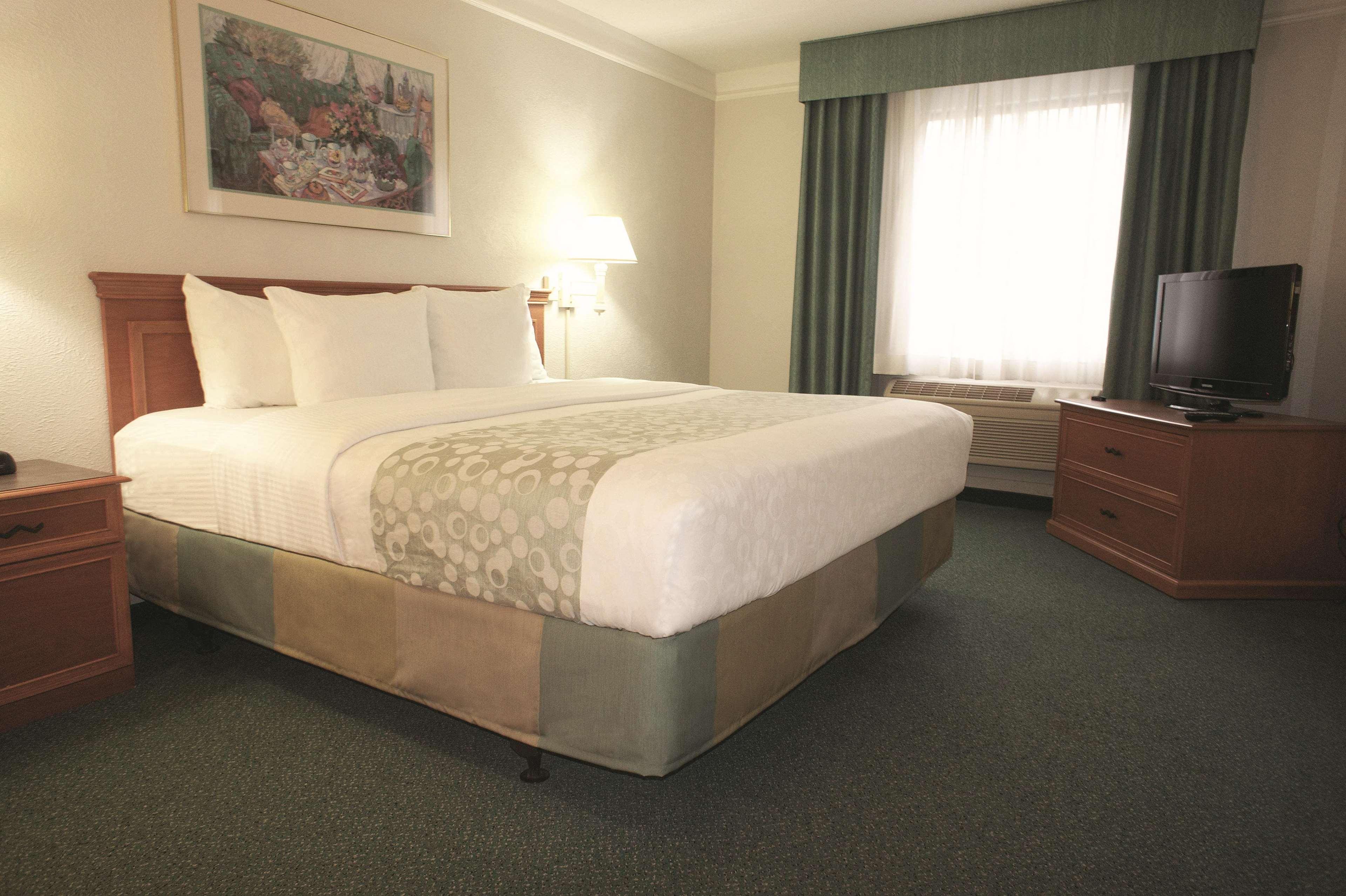 La Quinta Inn By Wyndham Columbus Airport Area Luaran gambar